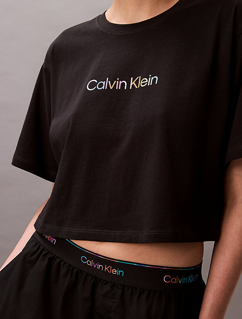 Calvin Klein Siyah Renkli Kadın Cotton Boxy Crop Sweatshirt