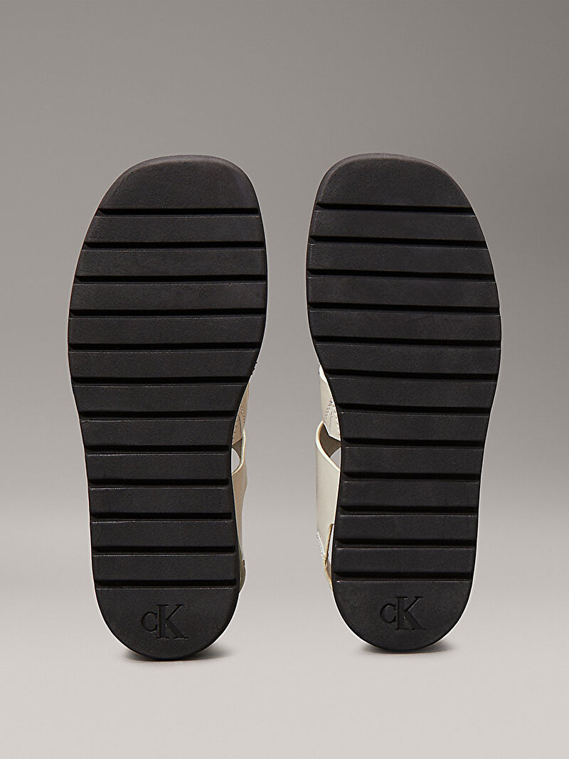 Calvin Klein Beyaz Renkli Kadın Molded Fisher Sandalet