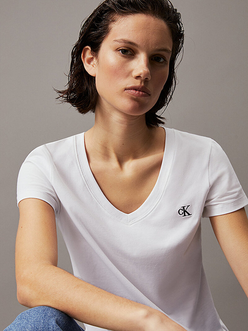 Calvin Klein Beyaz Renkli Kadın CK Embroidery Stretch T-shirt