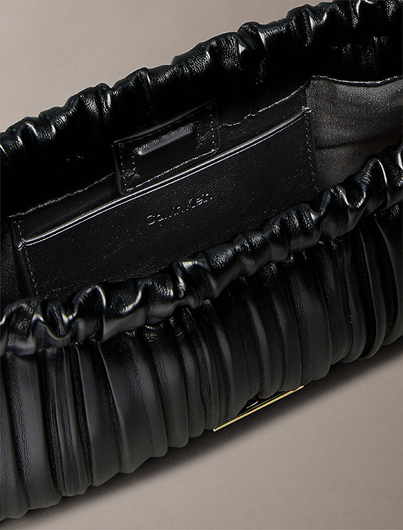 Calvin Klein Siyah Renkli Kadın Drawstring Plisse Çapraz Çanta