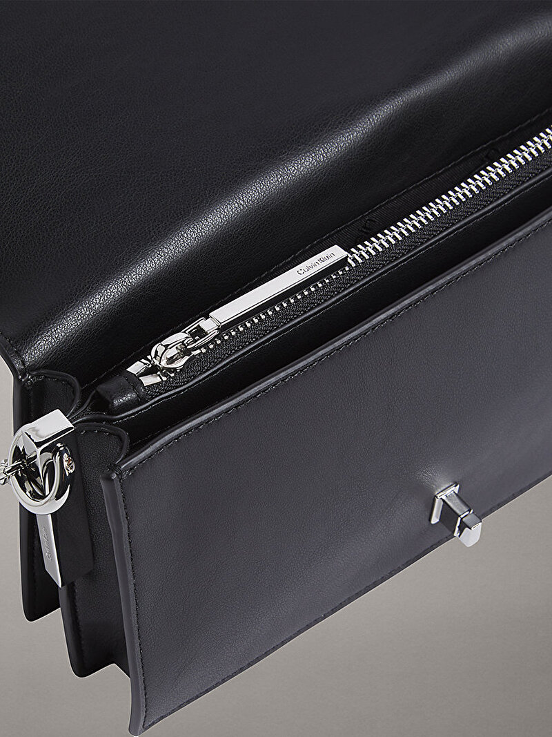 Calvin Klein Siyah Renkli Kadın CK Re-lock Mini Çapraz Çanta