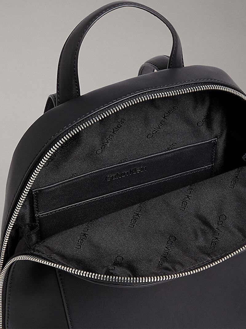 Calvin Klein Siyah Renkli Kadın CK Must Dome Sırt Çantası