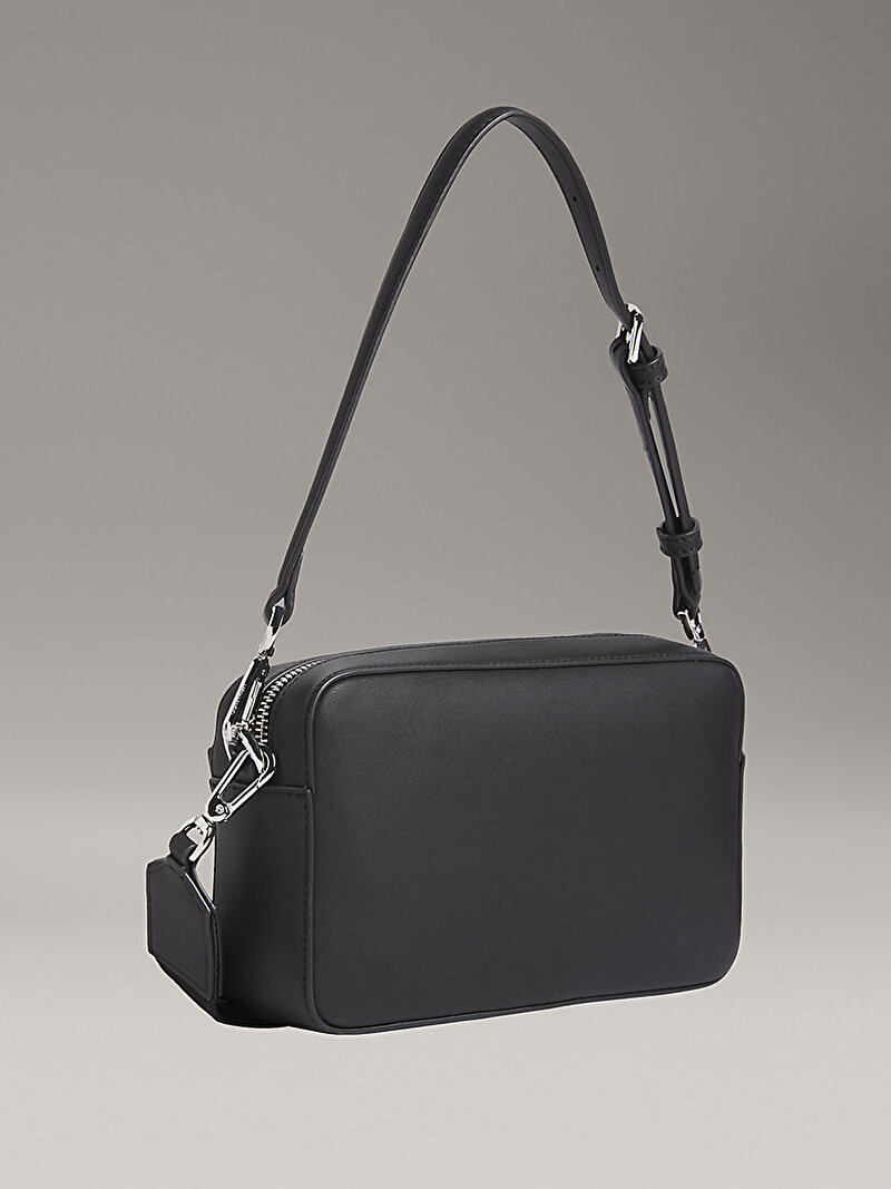 Calvin Klein Siyah Renkli Kadın CK Must Çapraz Çanta