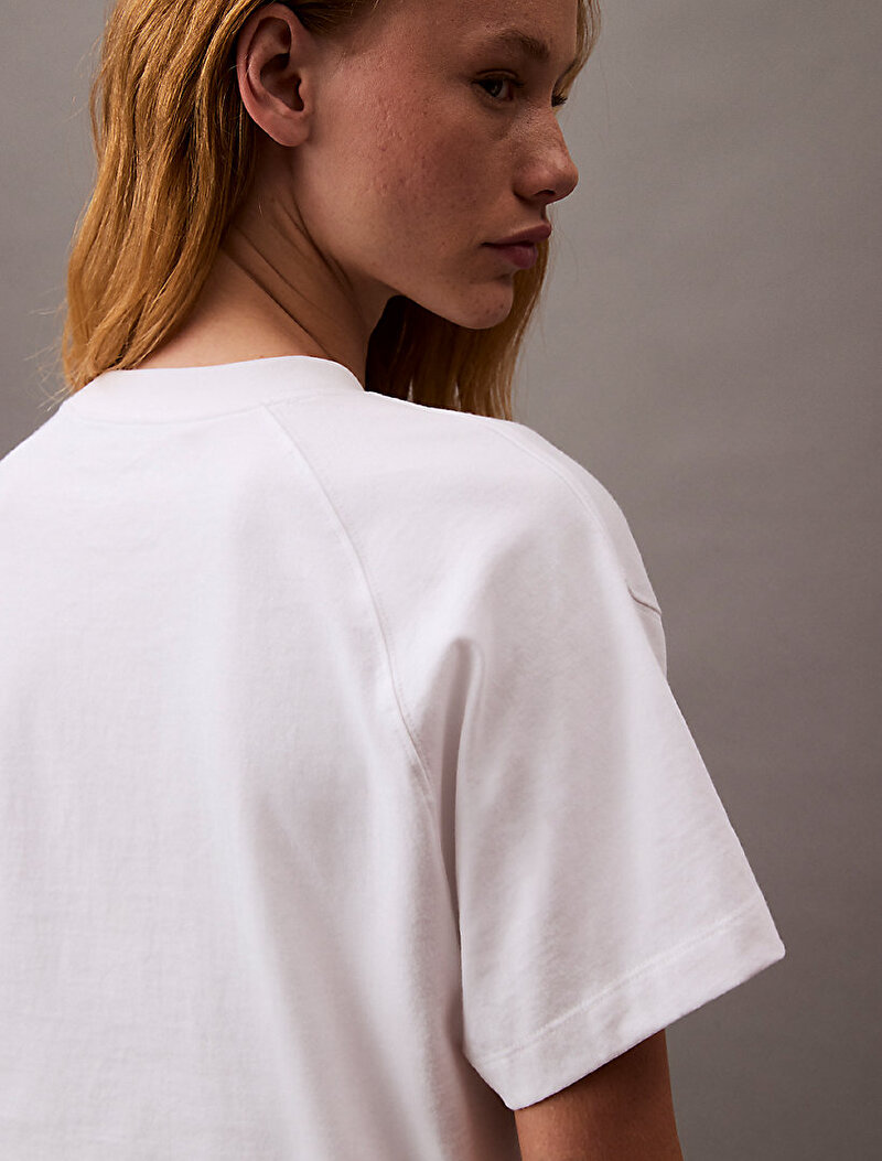 Calvin Klein Beyaz Renkli Kadın Boxy CK Crest T-shirt