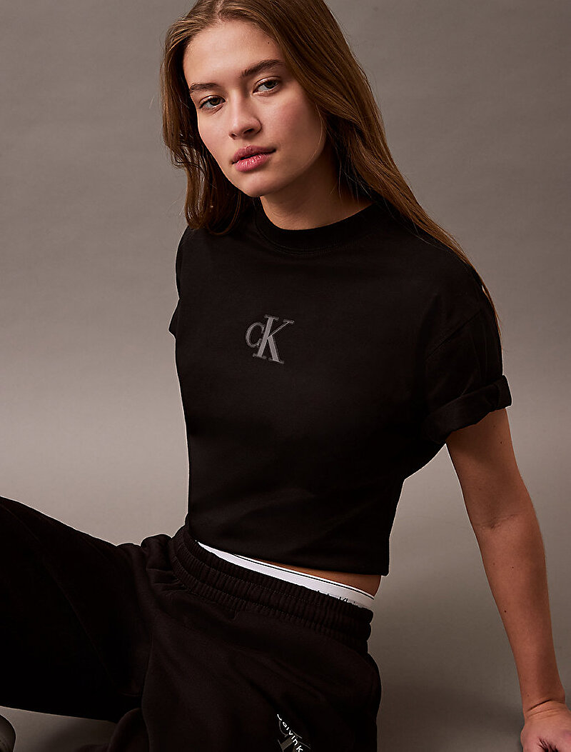 Calvin Klein Siyah Renkli Kadın Crop T-shirt