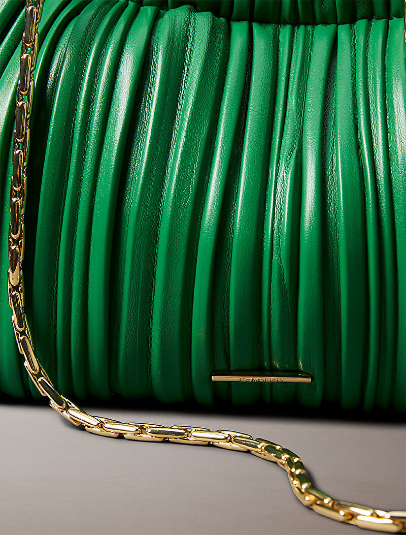 Calvin Klein Yeşil Renkli Kadın Drawstring Plisse Çapraz Çanta