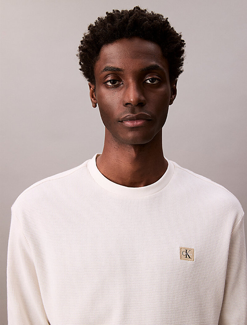 Calvin Klein Beyaz Renkli Erkek Waffle Badge Crew T-shirt
