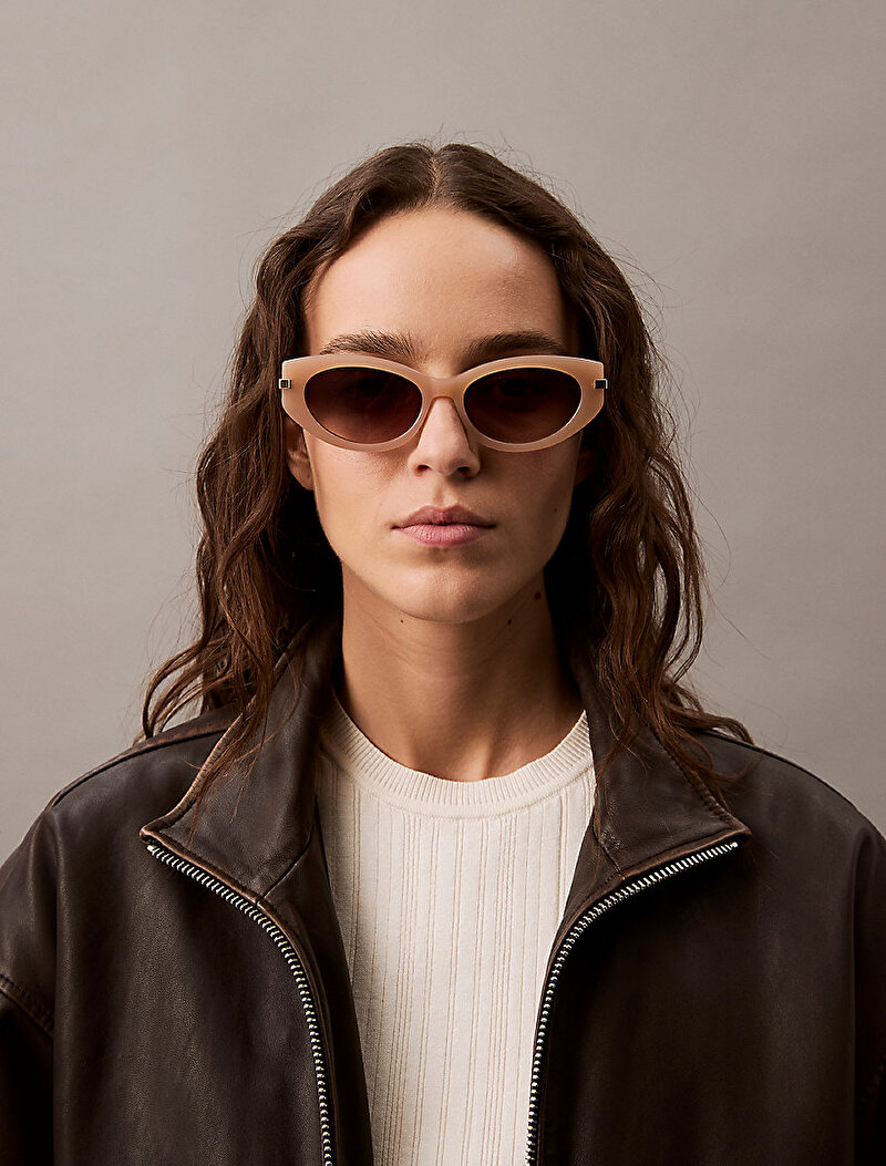 Calvin Klein Bej Renkli Kadın Cat Eye Güneş Gözlüğü