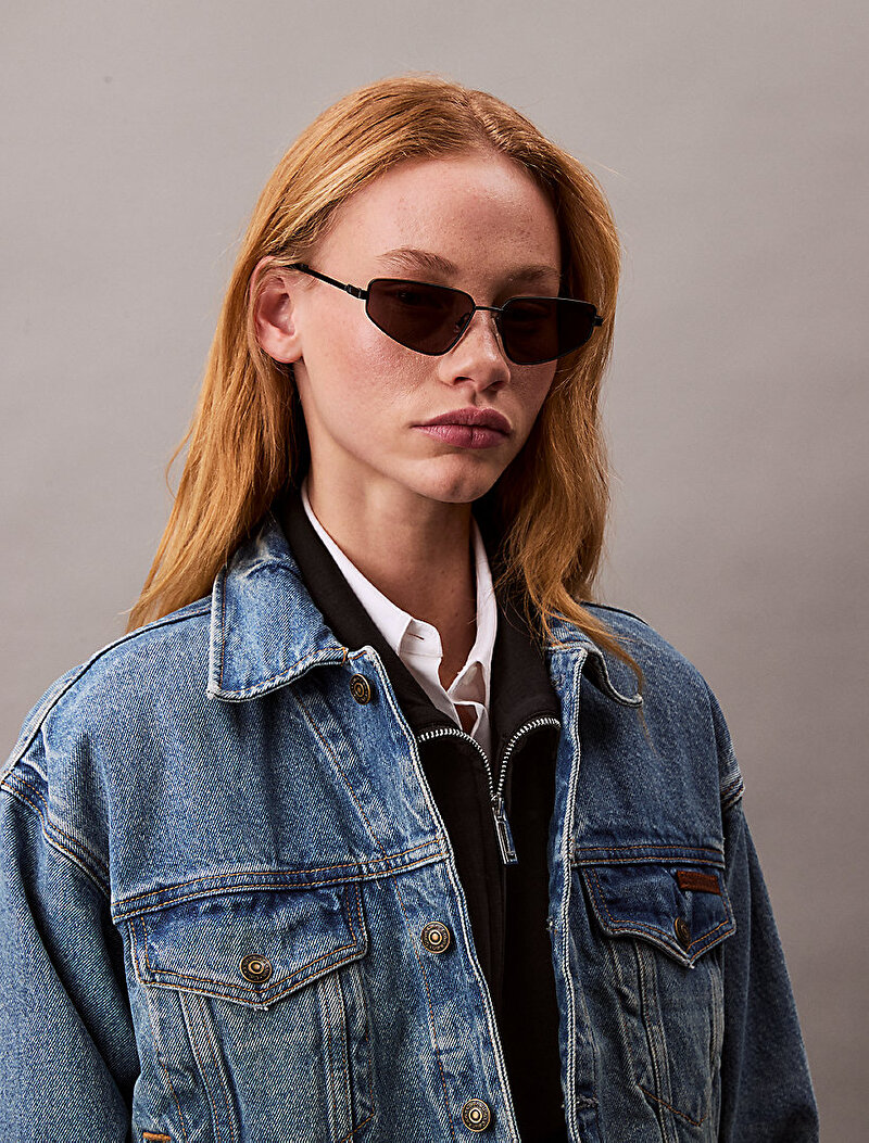 Calvin Klein Siyah Renkli Kadın Cat Eye Güneş Gözlüğü