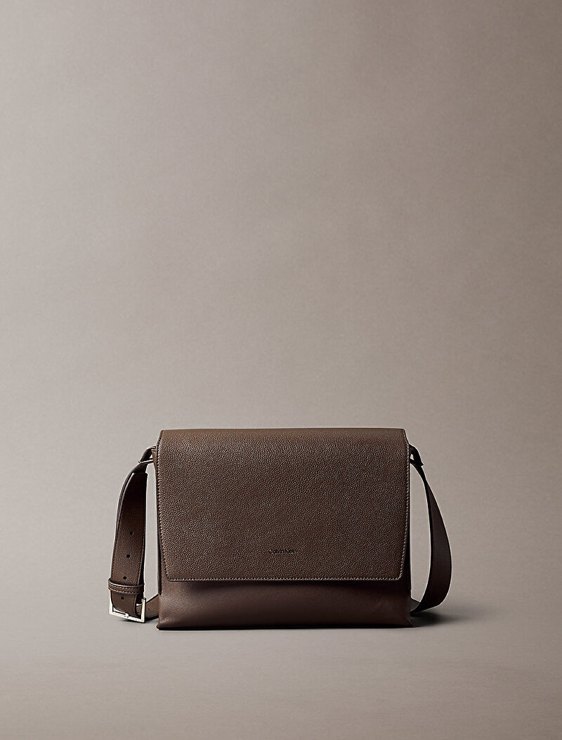 Calvin Klein Kahverengi Renkli Erkek Micro Pebble Messenger Çapraz Çanta