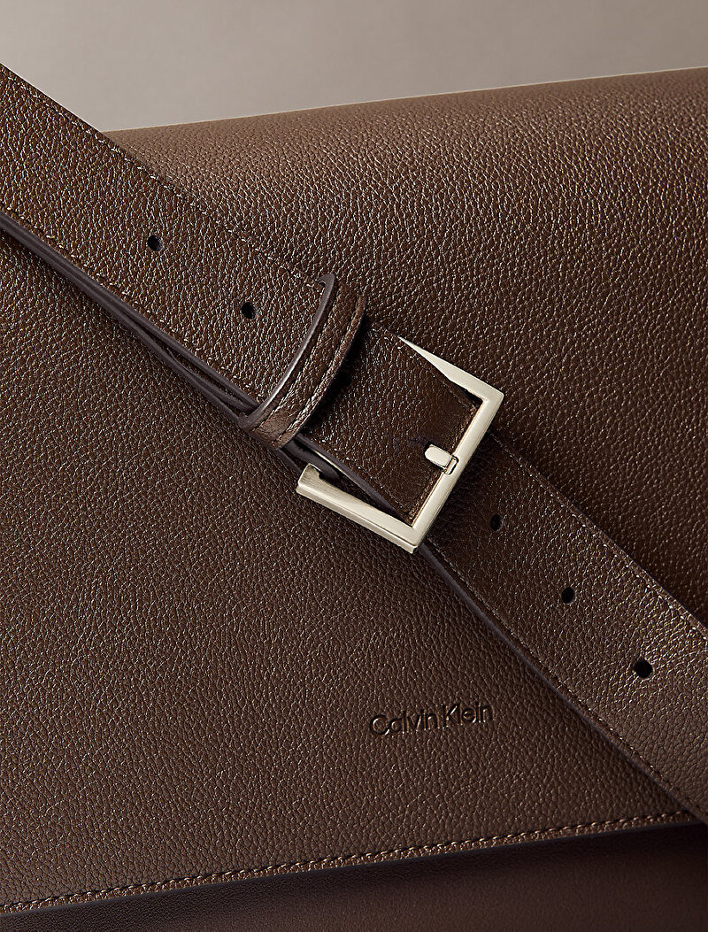 Calvin Klein Kahverengi Renkli Erkek Micro Pebble Messenger Çapraz Çanta