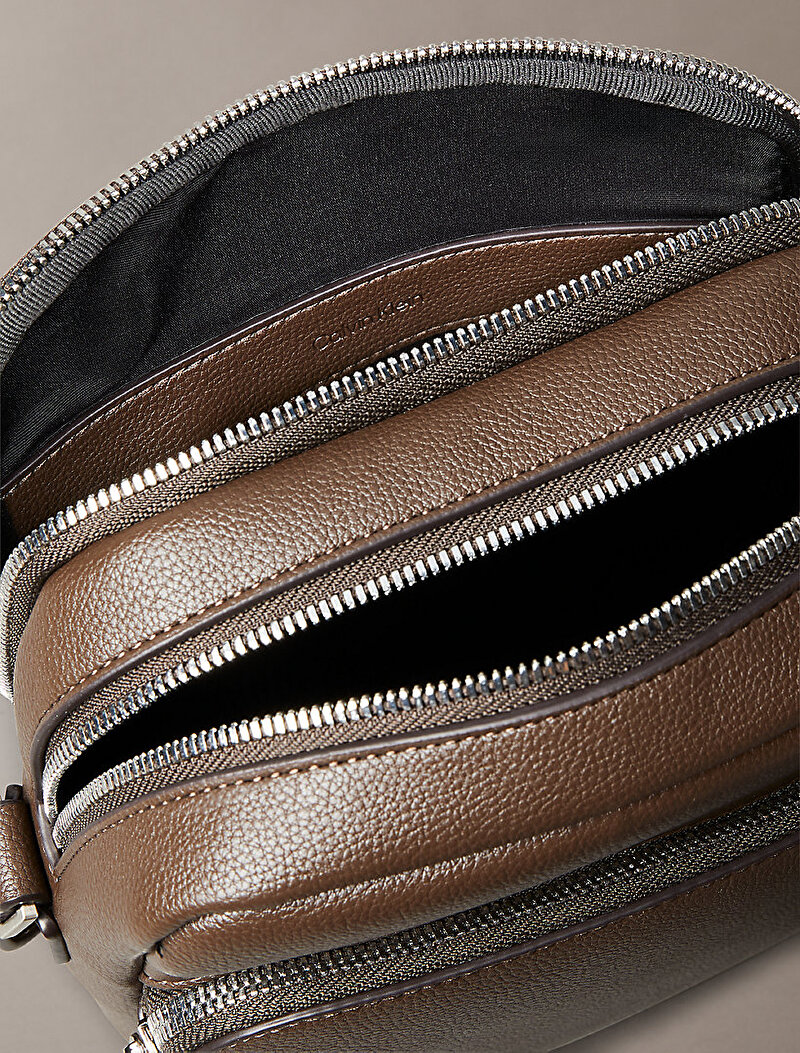 Calvin Klein Kahverengi Renkli Erkek Micro Pebble Çapraz Çanta