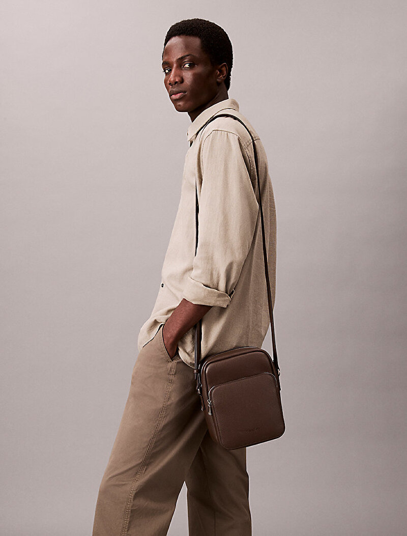 Calvin Klein Kahverengi Renkli Erkek Micro Pebble Çapraz Çanta