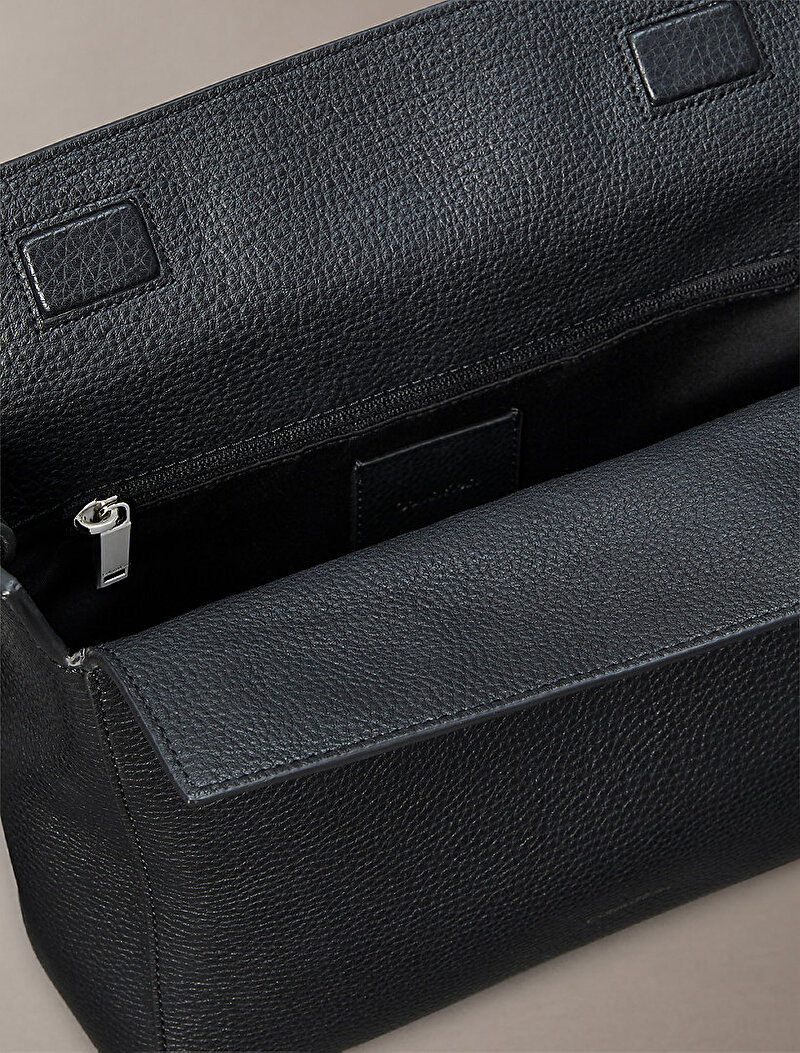 Calvin Klein Siyah Renkli Erkek Micro Pebble Messenger Çapraz Çanta