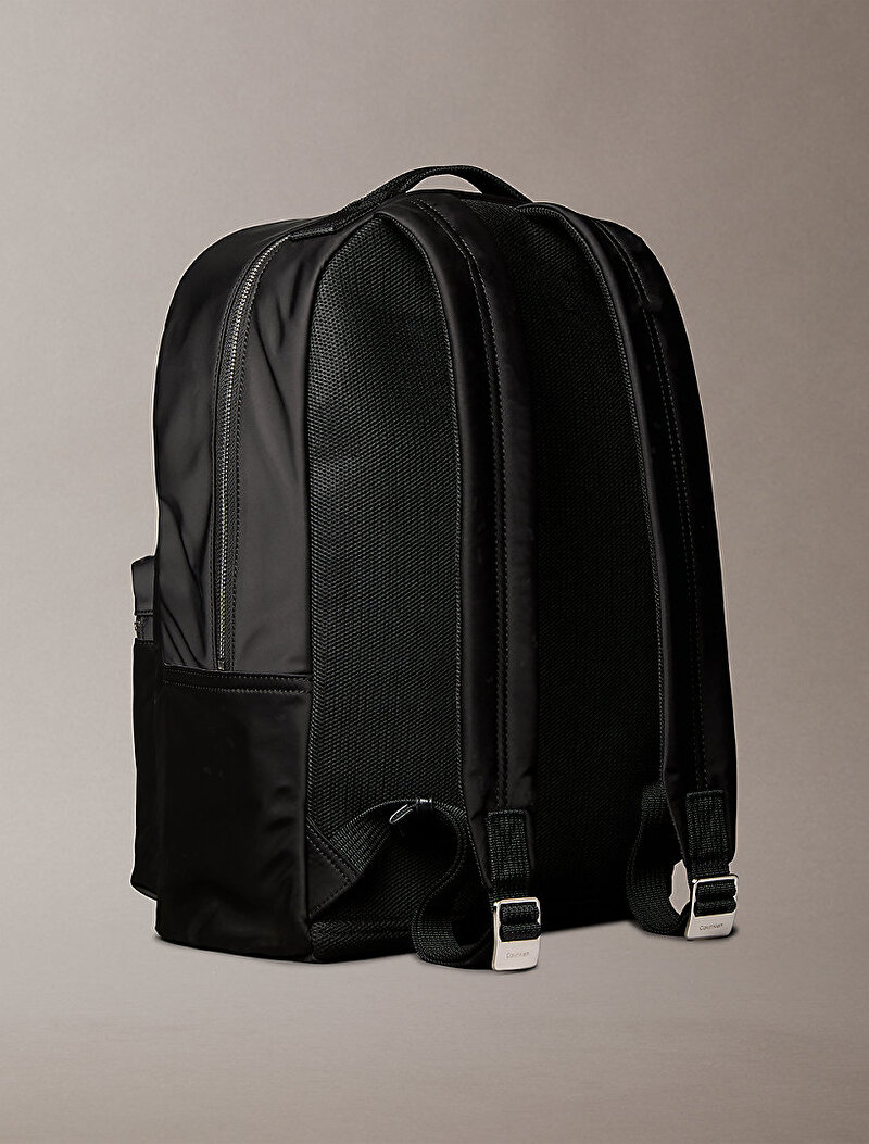Calvin Klein Siyah Renkli Erkek Sleek Sırt Çantası