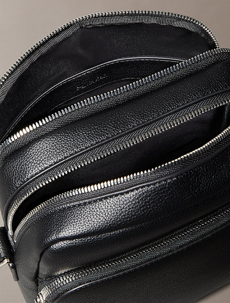 Calvin Klein Siyah Renkli Erkek Micro Pebble Çapraz Çanta