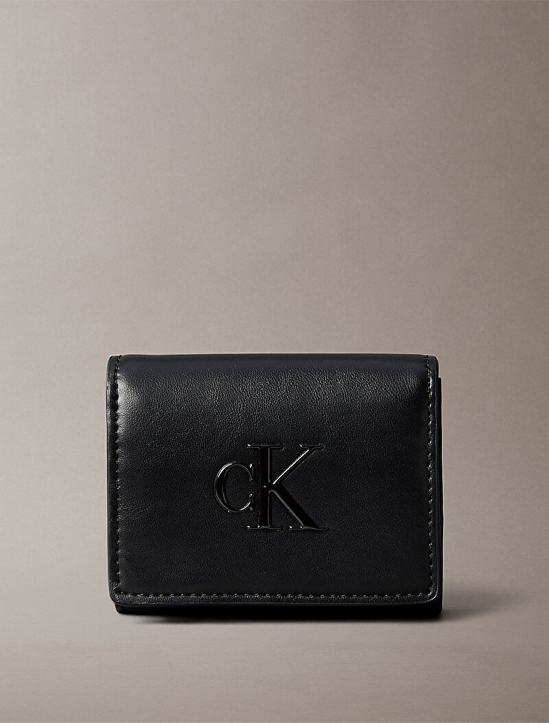 Calvin Klein Siyah Renkli Kadın Bold Ck Medium Bifold Cüzdan