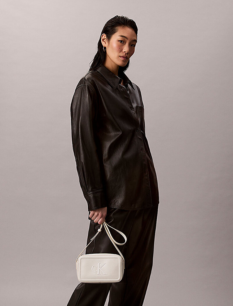 Calvin Klein Beyaz Renkli Kadın Bold Ck Camera Çanta