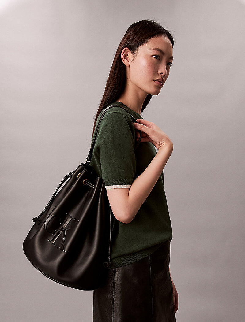 Calvin Klein Siyah Renkli Kadın Sandi Bucket Çapraz Çanta