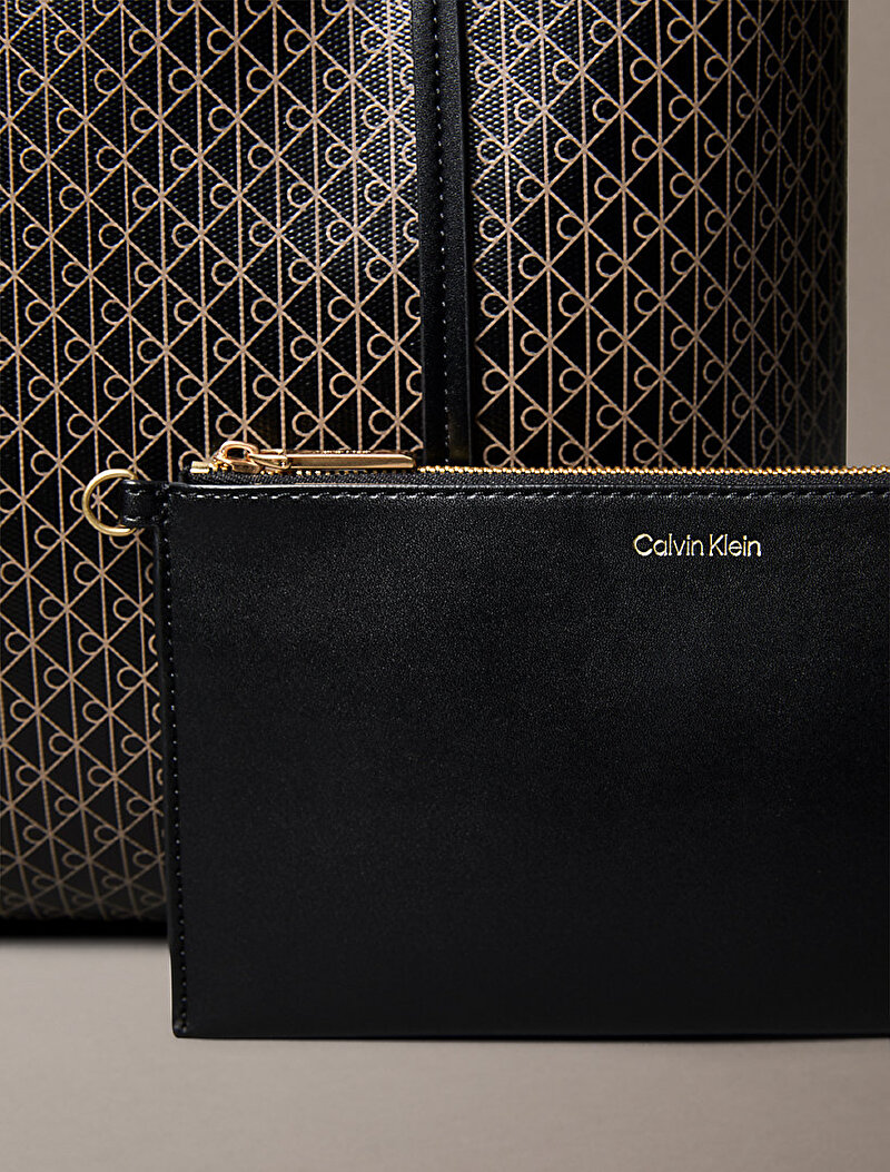 Calvin Klein Siyah Renkli Kadın Emblem Small Tote Çanta