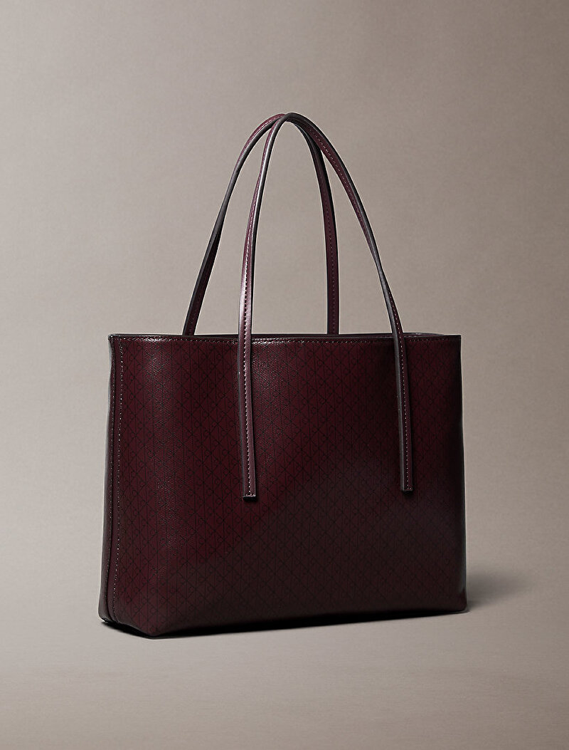 Calvin Klein Kırmızı Renkli Kadın Emblem Small Tote Çanta