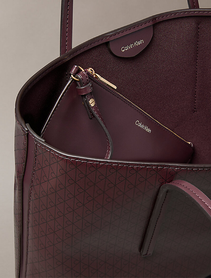 Calvin Klein Kırmızı Renkli Kadın Emblem Small Tote Çanta