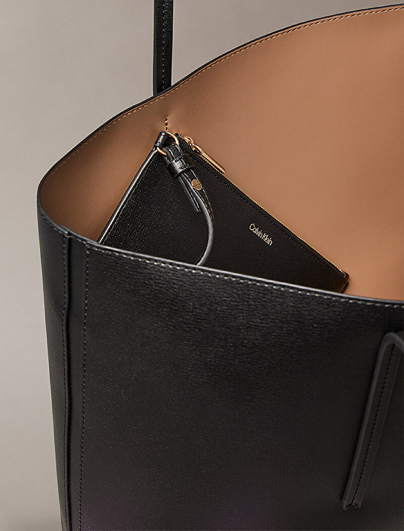 Calvin Klein Siyah Renkli Kadın Foil Logo Tote Çanta