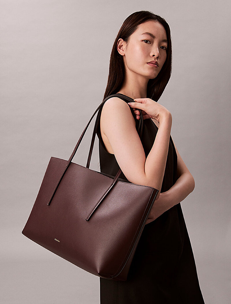 Calvin Klein Kırmızı Renkli Kadın Foil Logo Tote Çanta