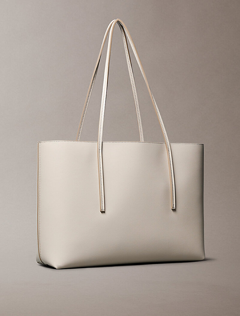 Calvin Klein Bej Renkli Kadın Foil Logo Tote Çanta