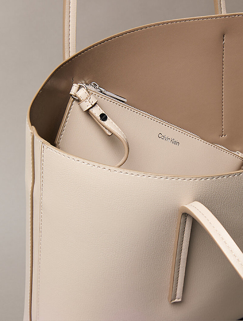 Calvin Klein Bej Renkli Kadın Foil Logo Small Tote Çanta