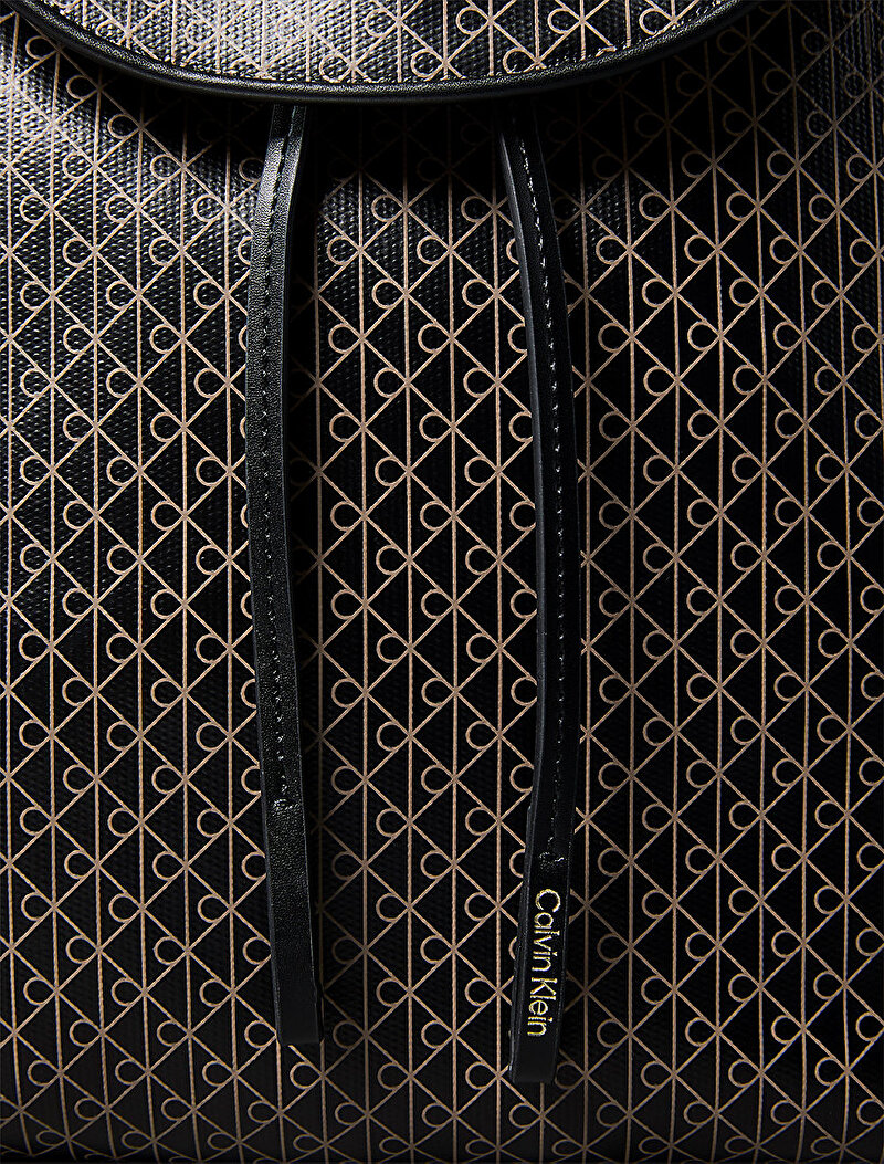 Calvin Klein Çok renkli Renkli Kadın Eemblem Flap Sırt Çantası