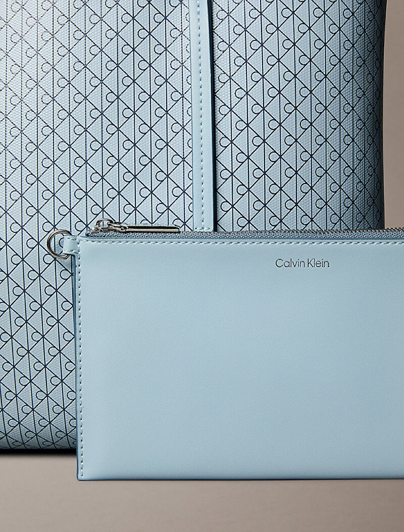 Calvin Klein Mavi Renkli Kadın Emblem Small Tote Çanta