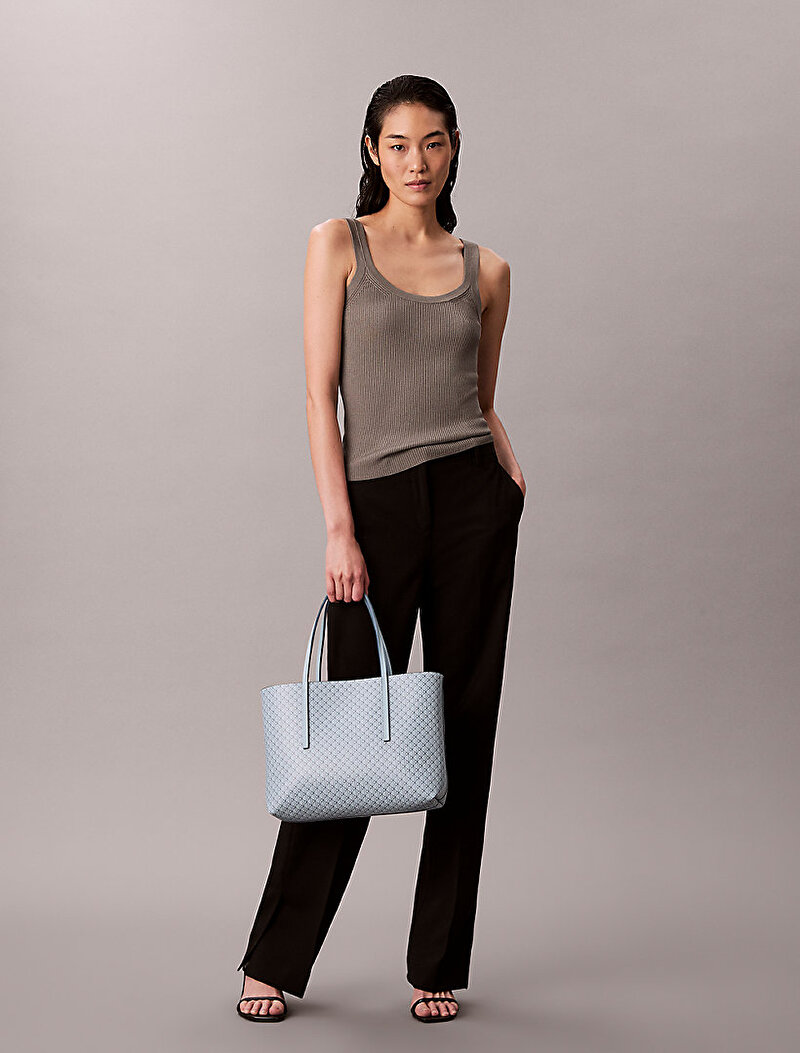 Calvin Klein Mavi Renkli Kadın Emblem Small Tote Çanta