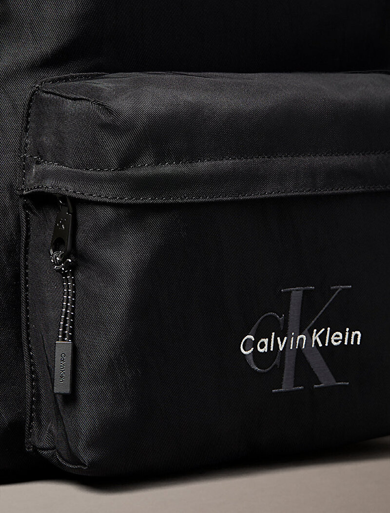 Calvin Klein Siyah Renkli Erkek Bold Round Sırt Çantası