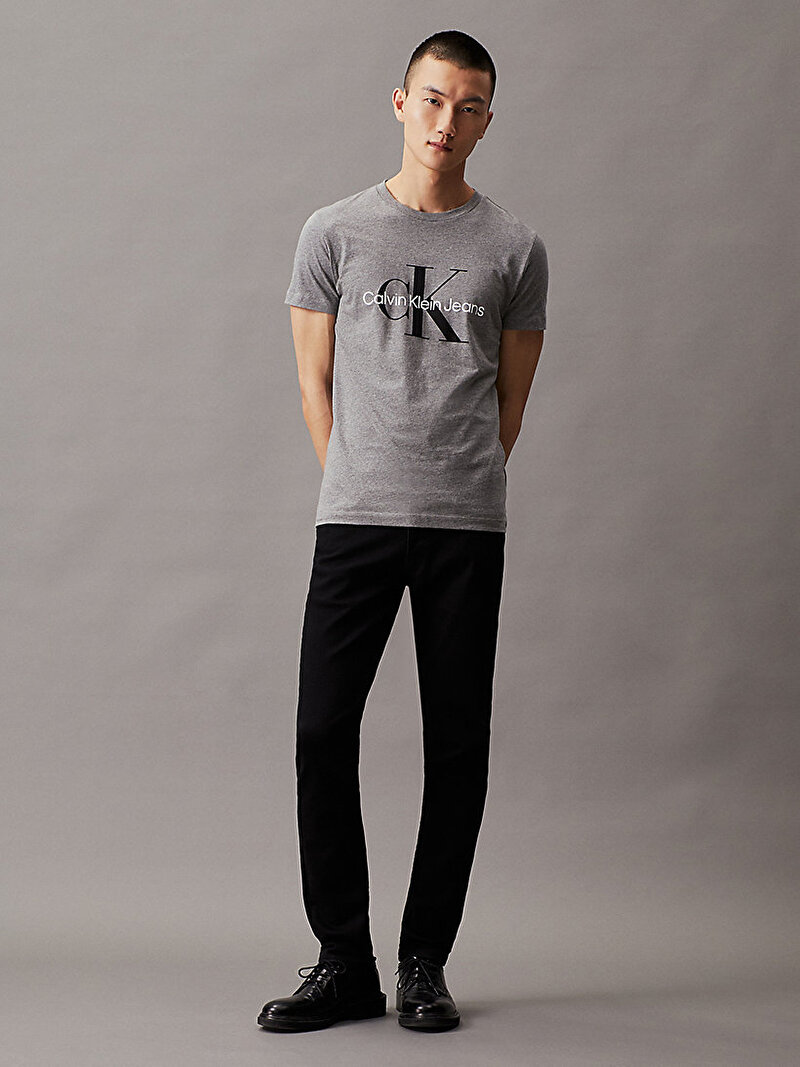 Calvin Klein Gri Renkli Erkek Core Monogram Slim Gri T-Shirt