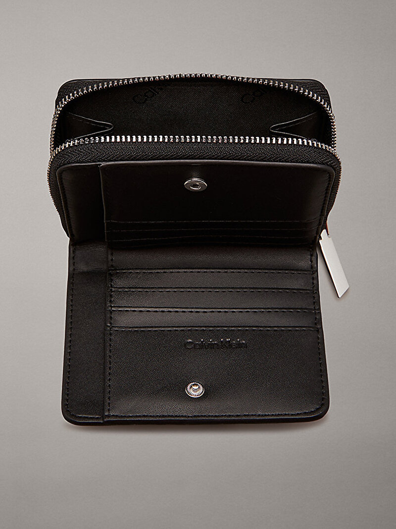 Calvin Klein Siyah Renkli Kadın Ck Must Z/A Cüzdan