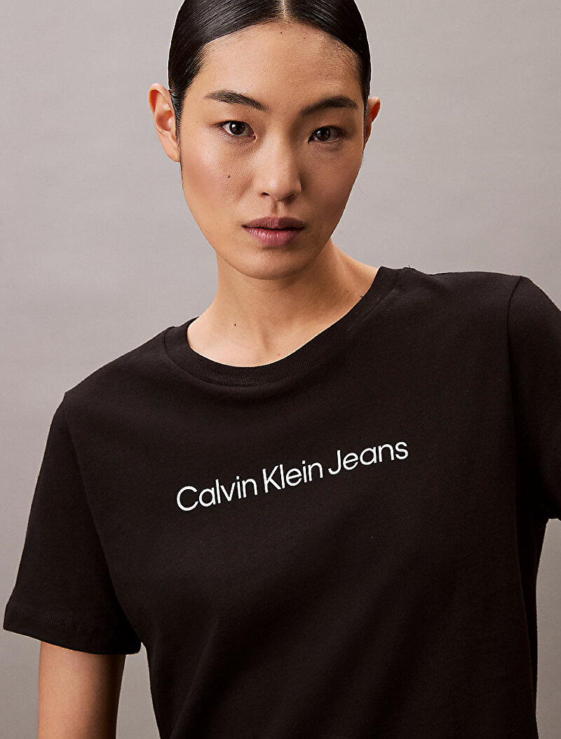 Calvin Klein Siyah Renkli Kadın Institutional Logo Straight T-shirt