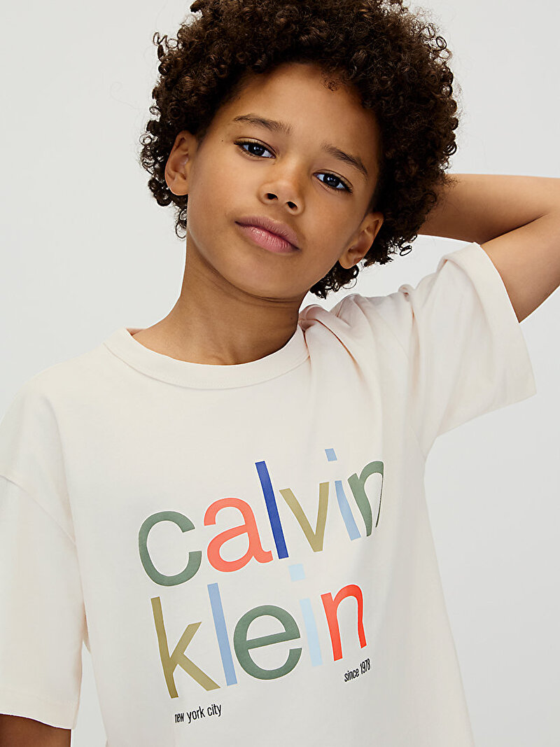 Calvin Klein Bej Renkli Erkek Çocuk Color Logo Graphic T-shirt