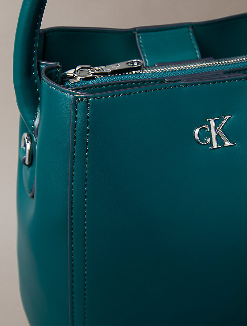 Calvin Klein Mavi Renkli Kadın CK Bucket With Strap Çanta