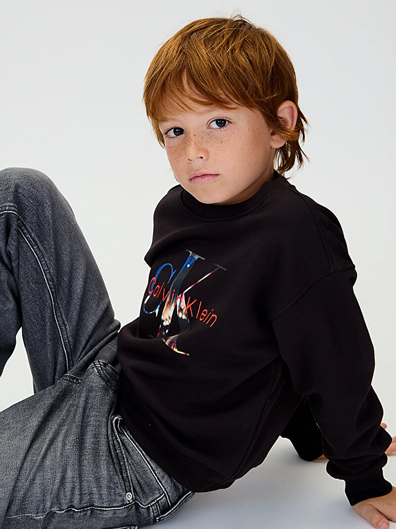 Calvin Klein Siyah Renkli Erkek Çocuk Filled-in Photo Fleece Sweatshirt