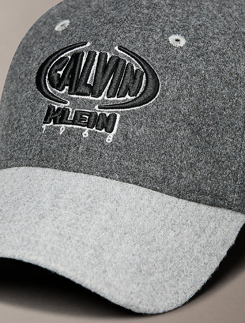 Calvin Klein Gri Renkli Erkek Seasonal Calvin Şapka