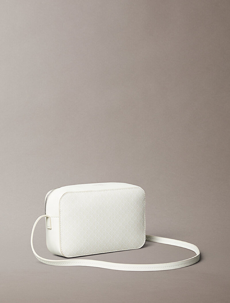 Calvin Klein Çok renkli Renkli Kadın Emblem Elongated Çapraz Çanta