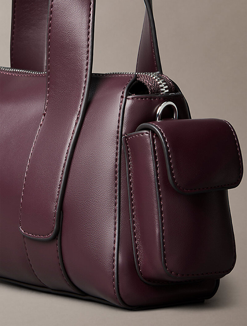 Calvin Klein Kırmızı Renkli Kadın Webbing Stap Pocket Çapraz Çanta