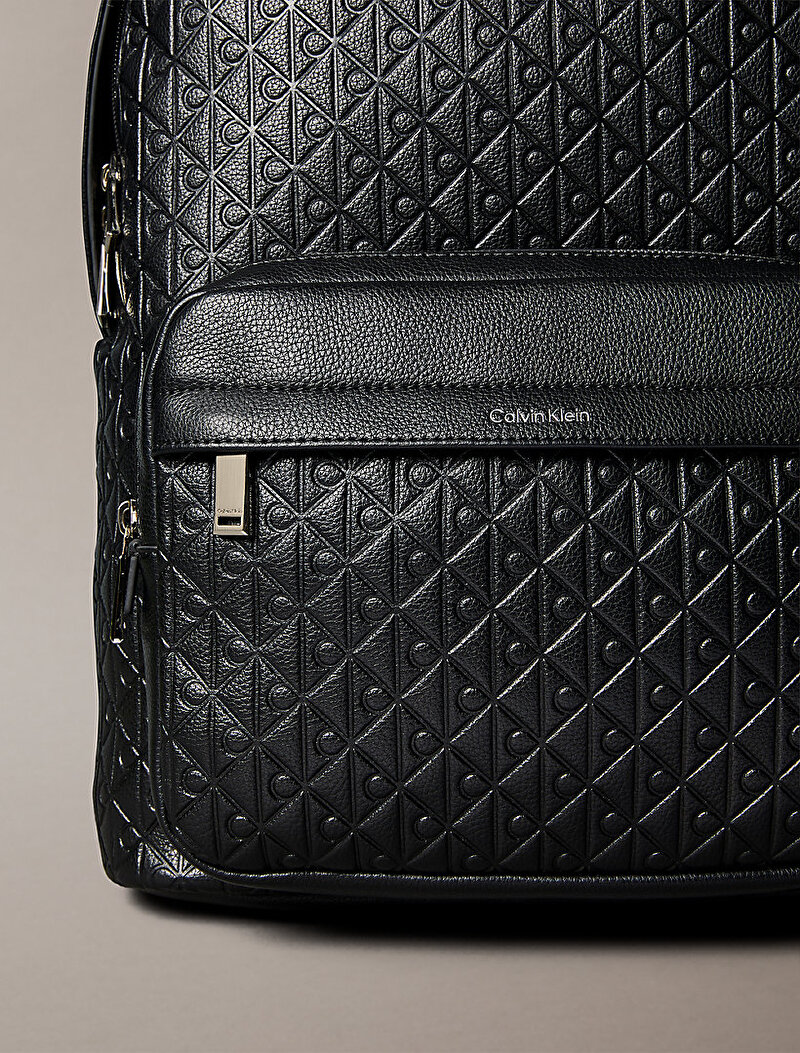 Calvin Klein Siyah Renkli Erkek Emblem Sırt Çantası