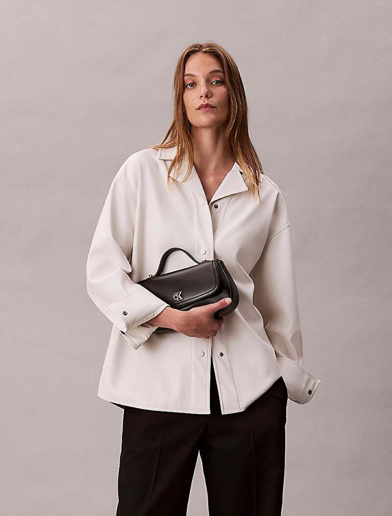 Calvin Klein Siyah Renkli Kadın CK Top Handle Çapraz Çanta