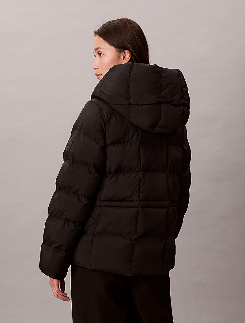 Calvin Klein Siyah Renkli Kadın Shine Wrap Puffer Mont
