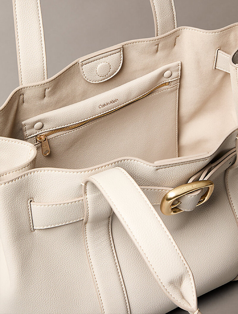 Calvin Klein Bej Renkli Kadın Buckle Medium Tote Çanta