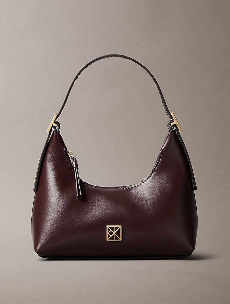 Calvin Klein Kırmızı Renkli Kadın Emblem Omuz Çantası