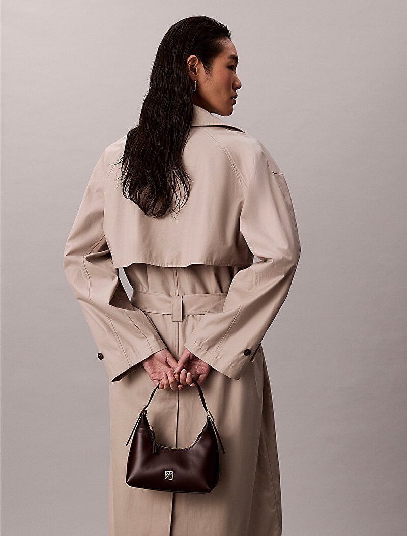 Calvin Klein Kırmızı Renkli Kadın Emblem Omuz Çantası