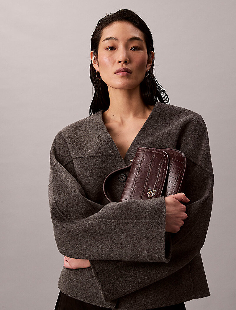 Calvin Klein Kırmızı Renkli Kadın CK Croc Çapraz Çanta